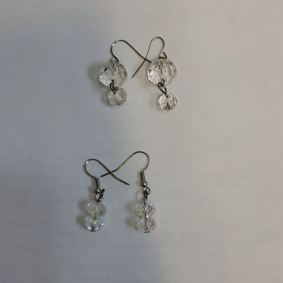 Crystal Faceted Necklace and two pairs dangle earrings from The Shop - Picture 7 of 10